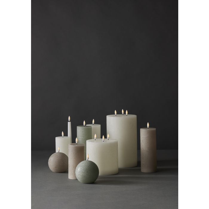 Hughe LED Flickering Candle Taupe 15cm